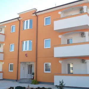 Buzleta , Fažana Croazia